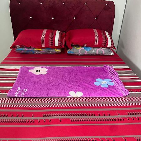 Klia Redza Homestay Kota Warisan Malay Only Сепанг Экстерьер фото